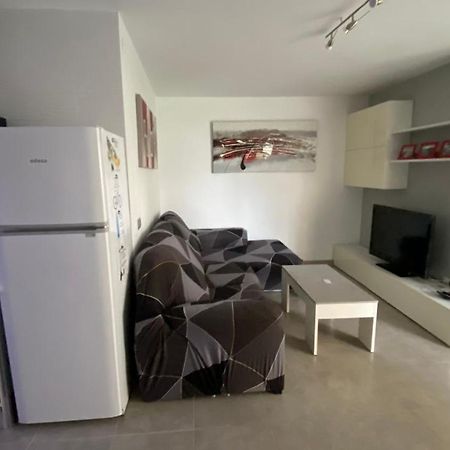Apartamento A Estrenar En Primera Linea De Playa Torrox Luaran gambar