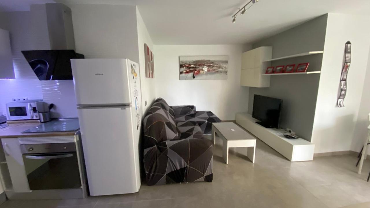 Apartamento A Estrenar En Primera Linea De Playa Torrox Luaran gambar