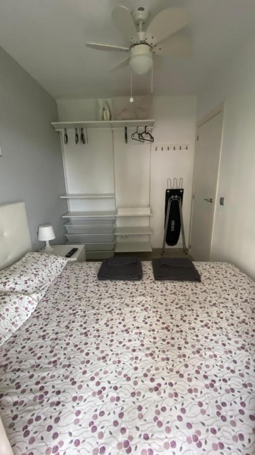 Apartamento A Estrenar En Primera Linea De Playa Torrox Luaran gambar